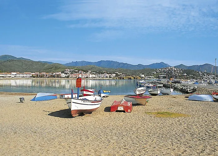 Apartment Mediterrani-5 By Interhome Llança